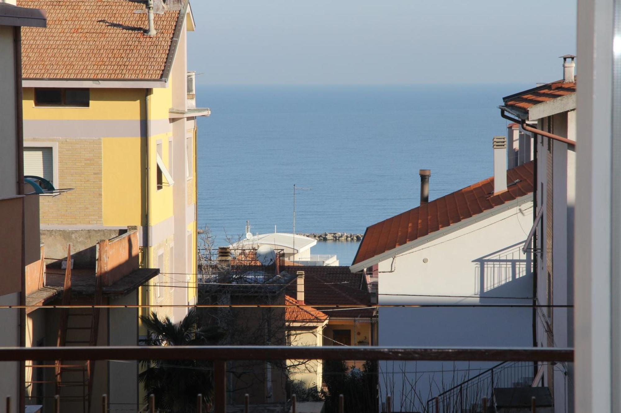 Residence Carmen Falconara Marittima Exterior photo